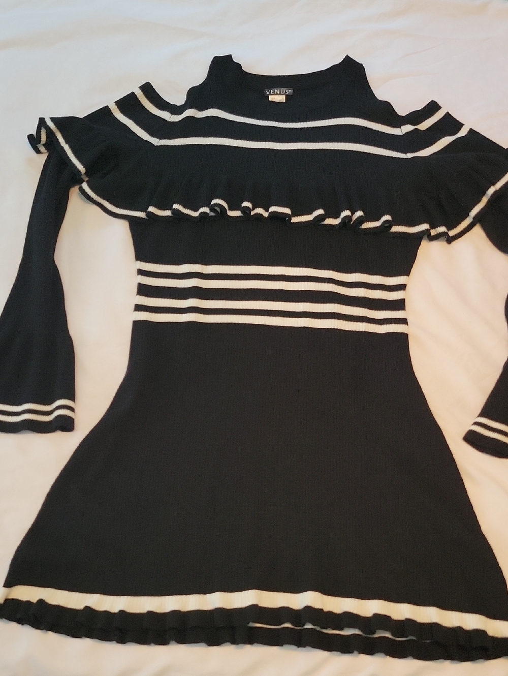 VENUS Black and White Striped Cold-Shoulder Knit Dress (Heavy)